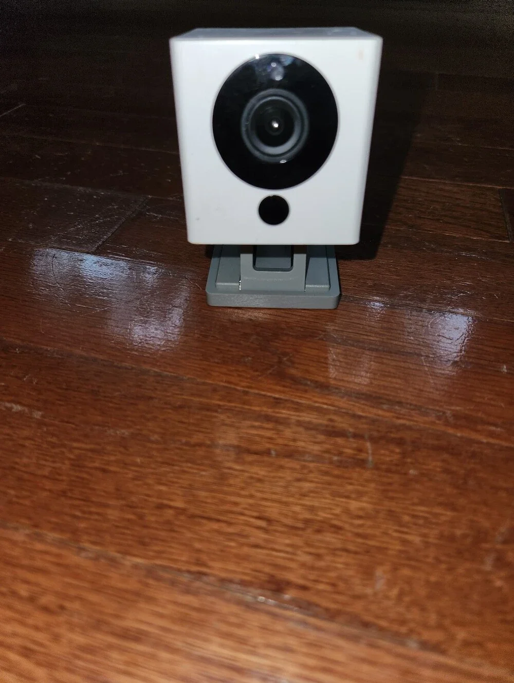 Wyze White Indoor WiFi Cube Camera with Gray Base